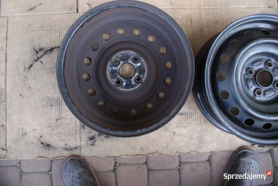 15 4x100 x541 ET35 ET45 ET47 Toyota AygoYaris sprzedam