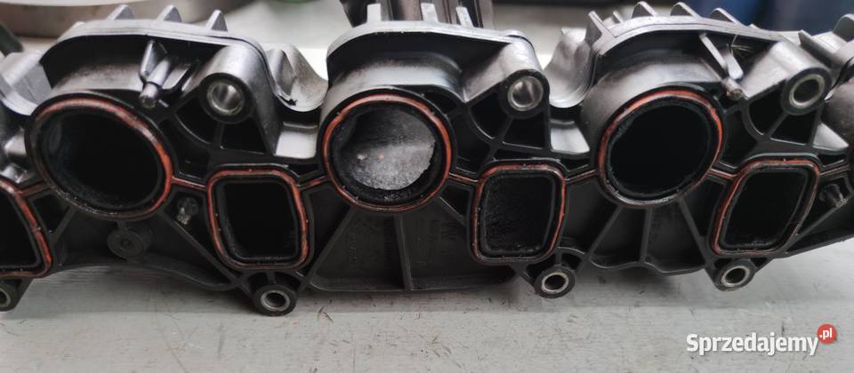 Kolektor ssący VW 20 TDI 03L129711P Układ paliwowy świętokrzyskie Suchedniów sprzedam