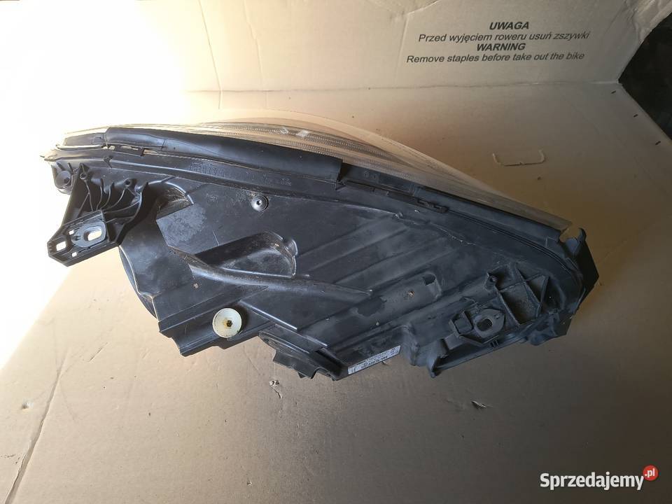Mercedes Aklasa W176 Reflektor lewy kpl Xenon osobowe dolnośląskie Domasław