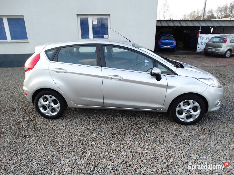 FORD FIESTA MK7 14TDCI wypożyczalnia wynajem Przebieczany