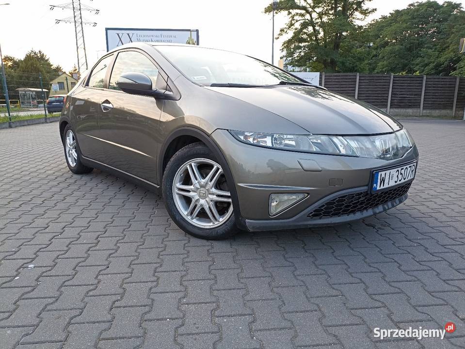 Honda Civic Ufo Executive 2008 welurowa tapicerka Warszawa