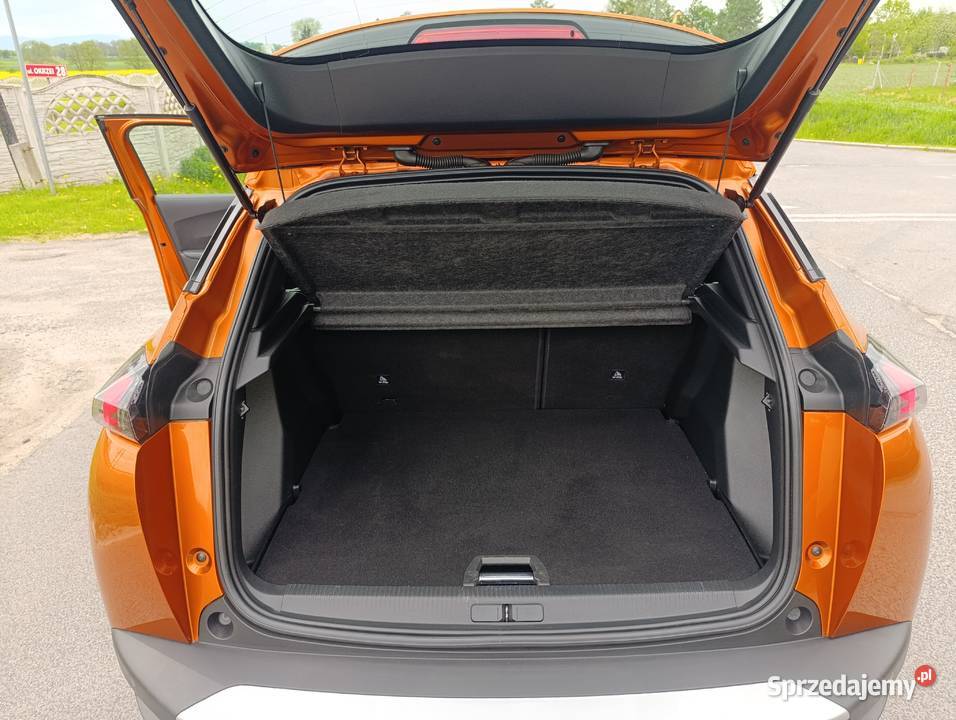 Peugeot 2008 12 Benz 2020r Allure lakier metallic Dzierżoniów