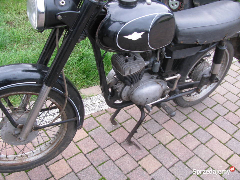 WSK 125 B3 1977r garbuska piękny oryginał łódzkie Lubochnia