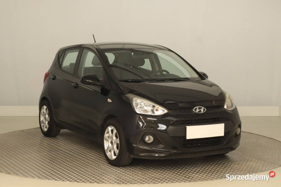 Hyundai i10 10 benzyna sprzedam