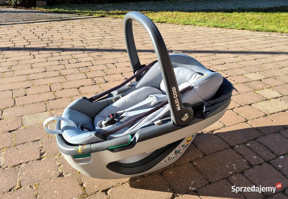Fotelik samochodowy Maxi Cosi Coral 360 Reda