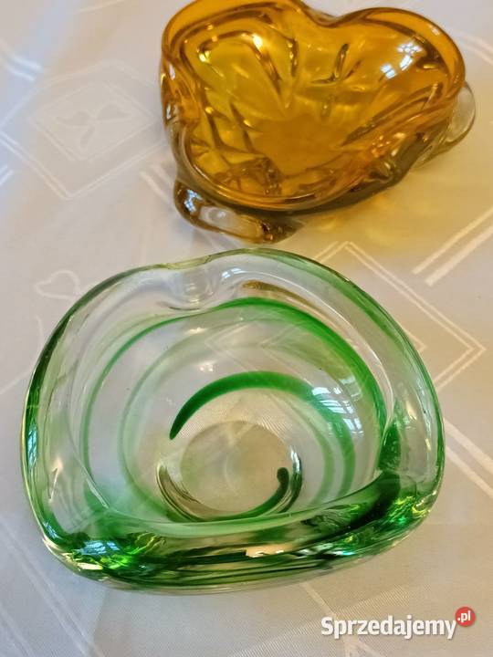 Komplet ładnych popielniczek śląskie Gliwice