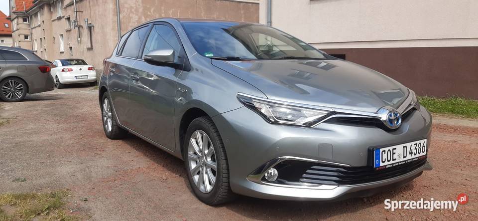 Toyota Auris Toyota Auris 18 VVTi Hybrid radio