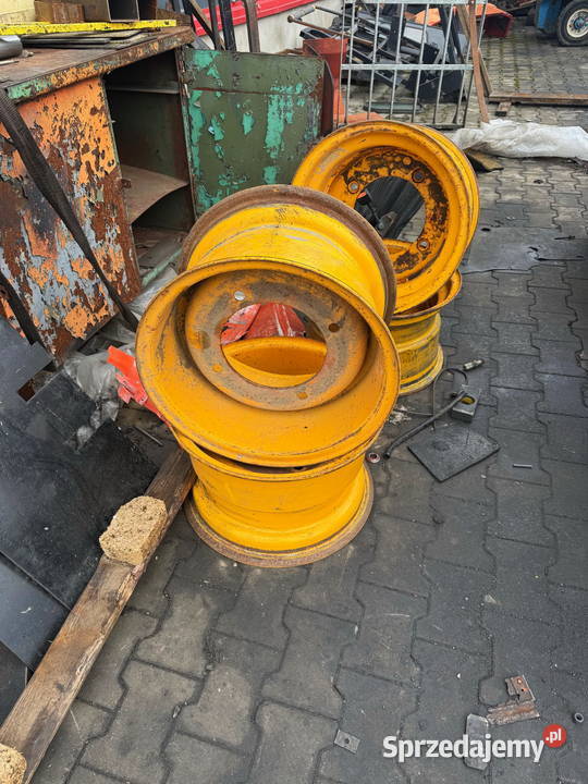 felga JCB 2CX felgi 4 Ładowarka JCB 2CX komplet Rok produkcji 2000 Działoszyn