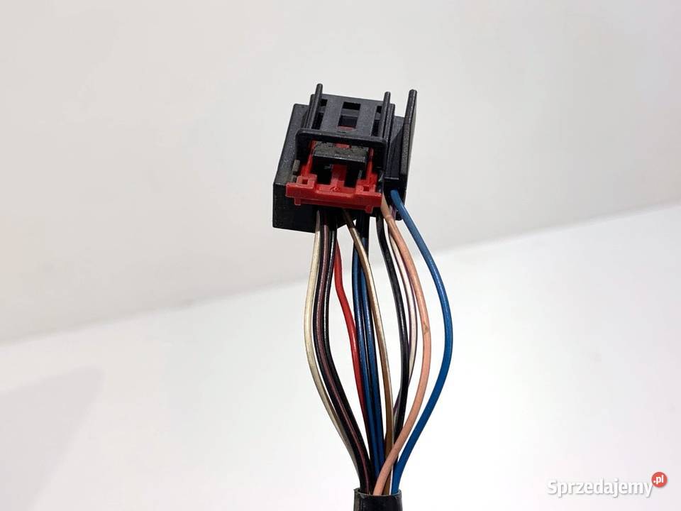 LUSTERKO PRAWY AUDI A6 C6 SedanLimuzyna 0411 osobowe