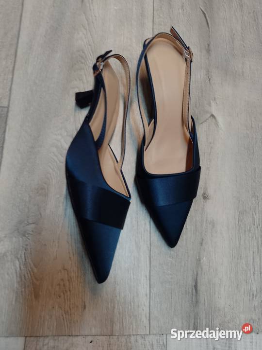 40 Granatowe czółenka wieczorowe z odkrytą piętą Kraków