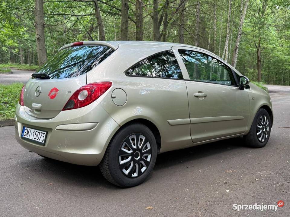Opel Corsa D 2007 14 90 Serwisowany Opony Hatchback Łaziska Górne
