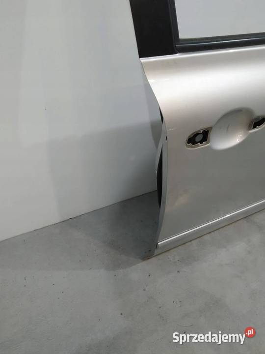 DRZWI PRAWE PRZÓD K13 K23 Nissan Micra IV 2010 sprzedam