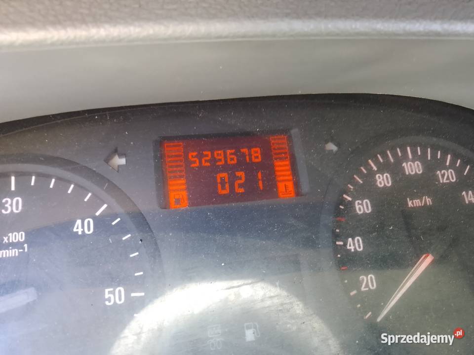 Opel Movano 25 DTI 2004r Sandomierz sprzedam
