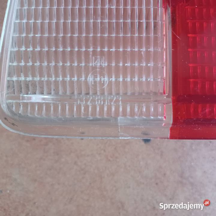 BMW 3 E21 Lampa Tyl Prawy Klosz 1357344 Pozostałe Rakoniewice