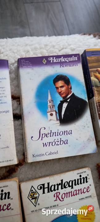 kolekcja książek to romanse wydawnictwa sprzedam