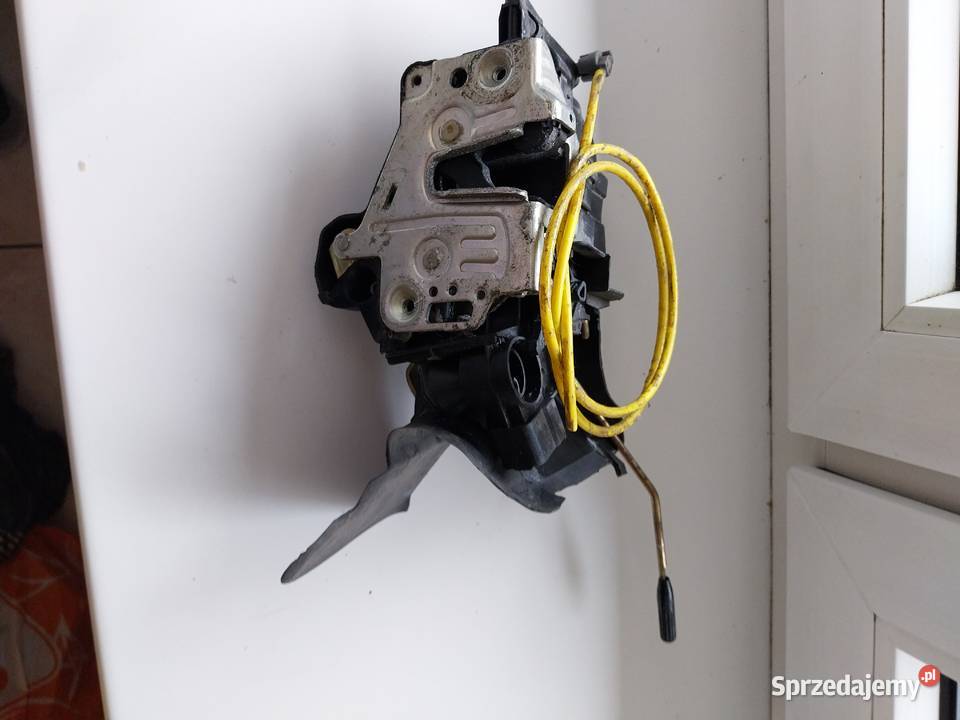 Zamek drzwi mercedes SLK 170 prawy Bobowo