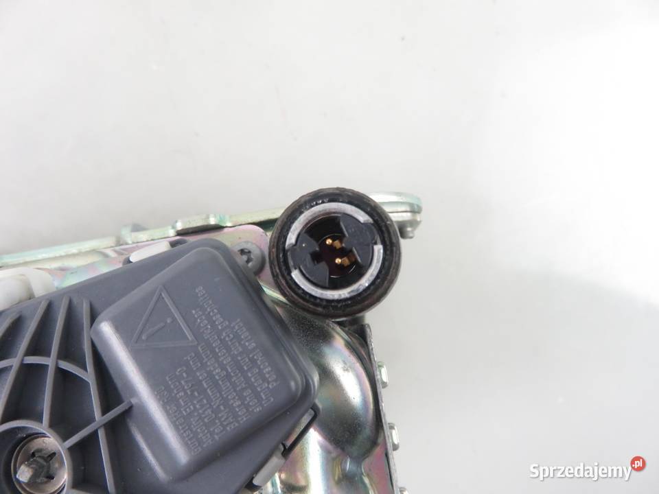 PAS LEWY PRZEDNI MERCEDES W212 610035800C sprzedam