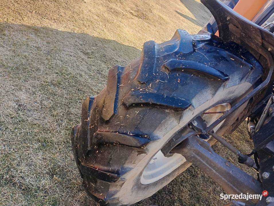 Opony 42085 R34opony 38070 R24 Pirelli Malinowo