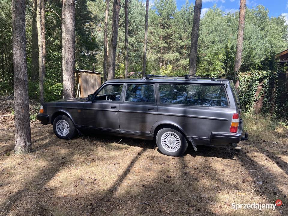 Ładne volvo 240 20 benzyna sprzedam