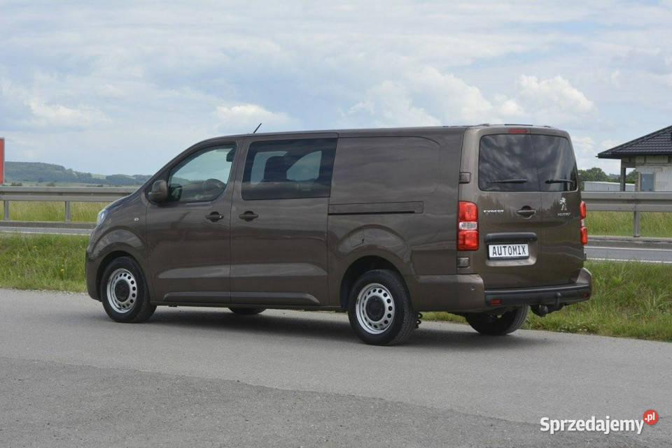 Peugeot Expert 20 BlueHDI 5 osobowy nawi hak