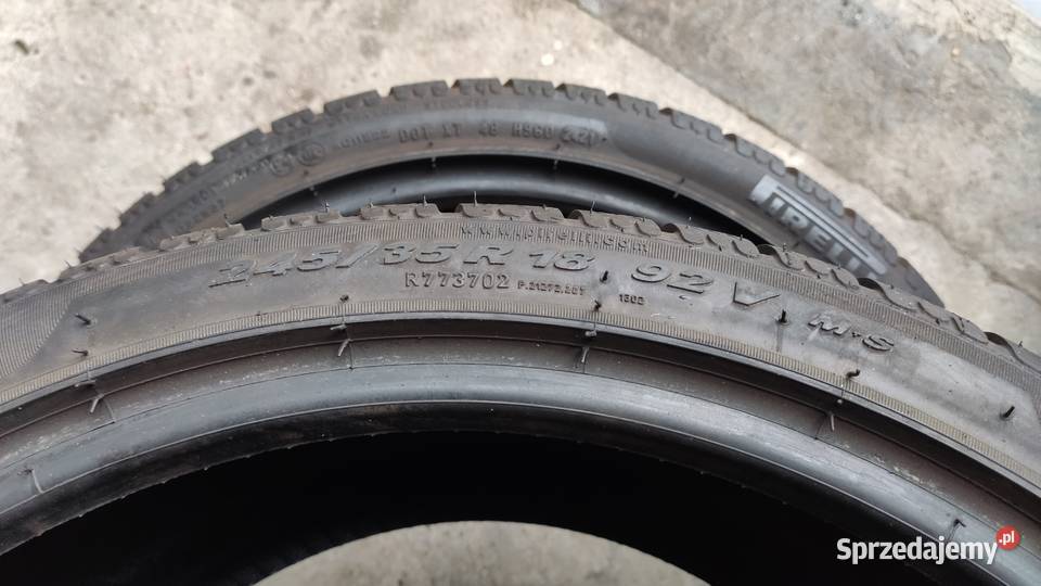 4 opony zimowe 2453518 92V Pirelli z 2021r 18cale Ozorków