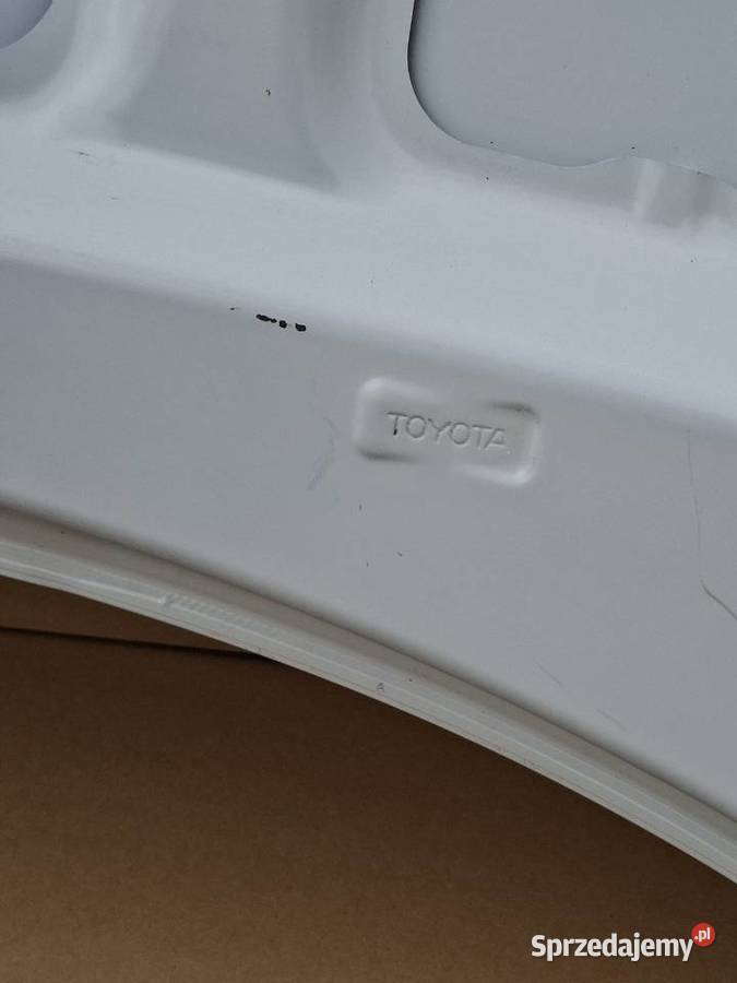 TOYOTA YARIS IV 4 20 MASKA POKRYWA SILNIKA