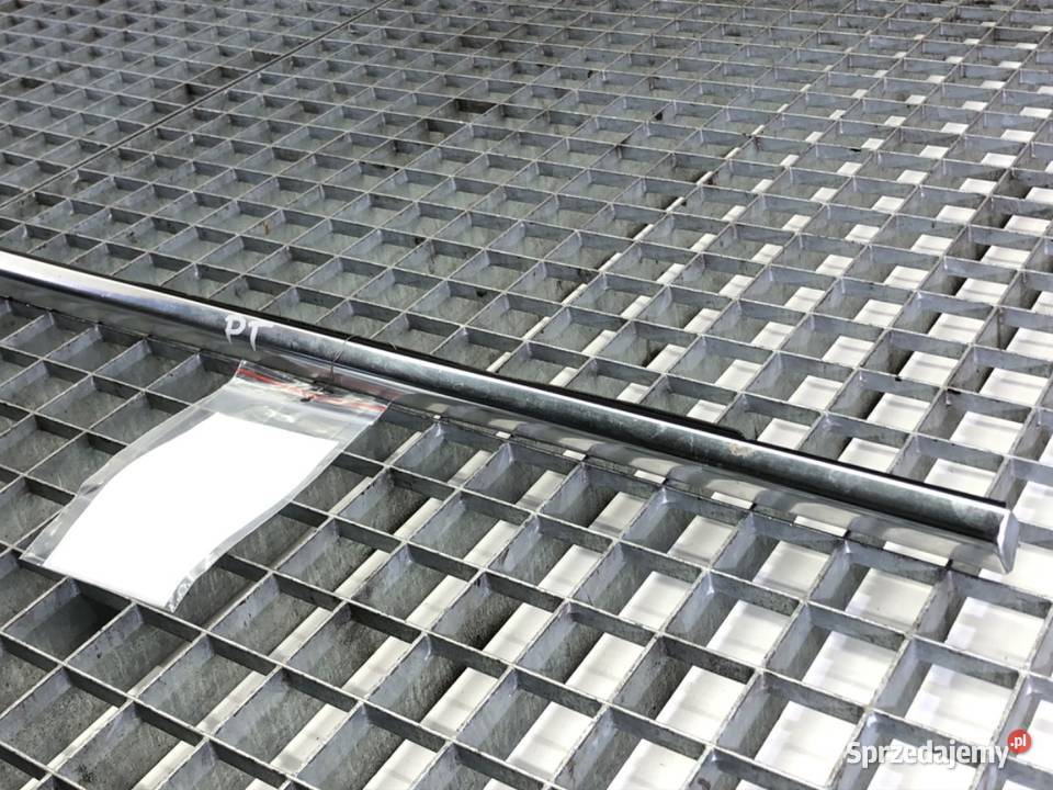 LISTWA ZGARNIAJĄCA TYŁ PRAWA CHROM BMW F10