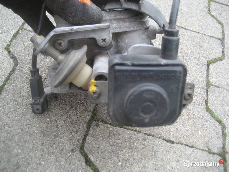 audi 100 80 gażnik przepustnica 065048063 osobowe Rakoniewice