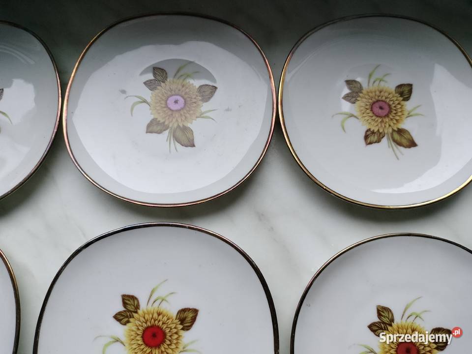 Małe porcelanowe talerzyki konfiturówki zestaw Choszczno