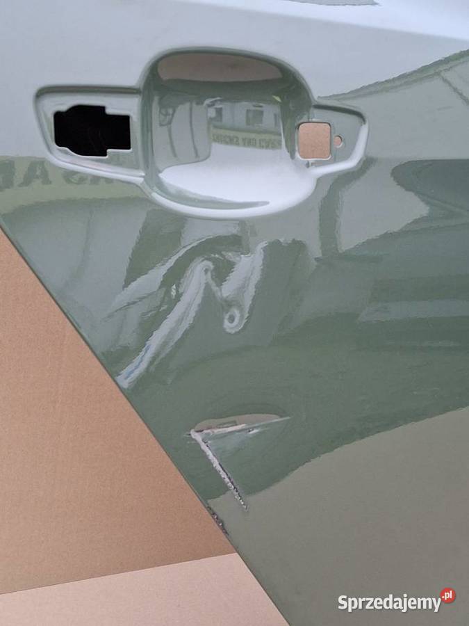 AUDI A1 II 82A 82G DRZWI PRAWY TYŁ PRAWE TYLNE Bieleń