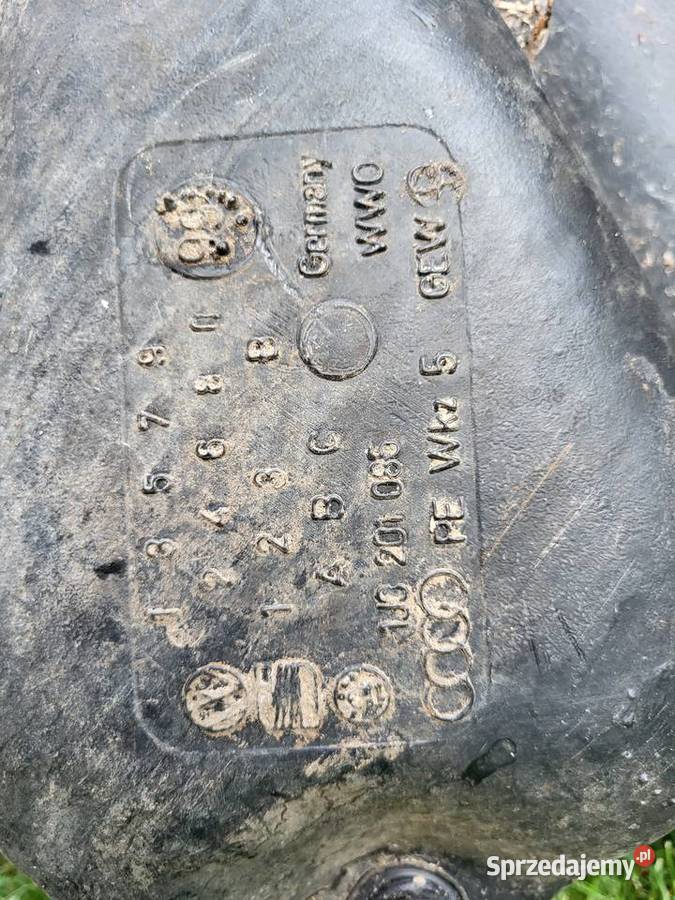 Zbiornik paliwa pompa Volkswagen Golf 4 VW lV 16 osobowe Układ paliwowy sprzedam