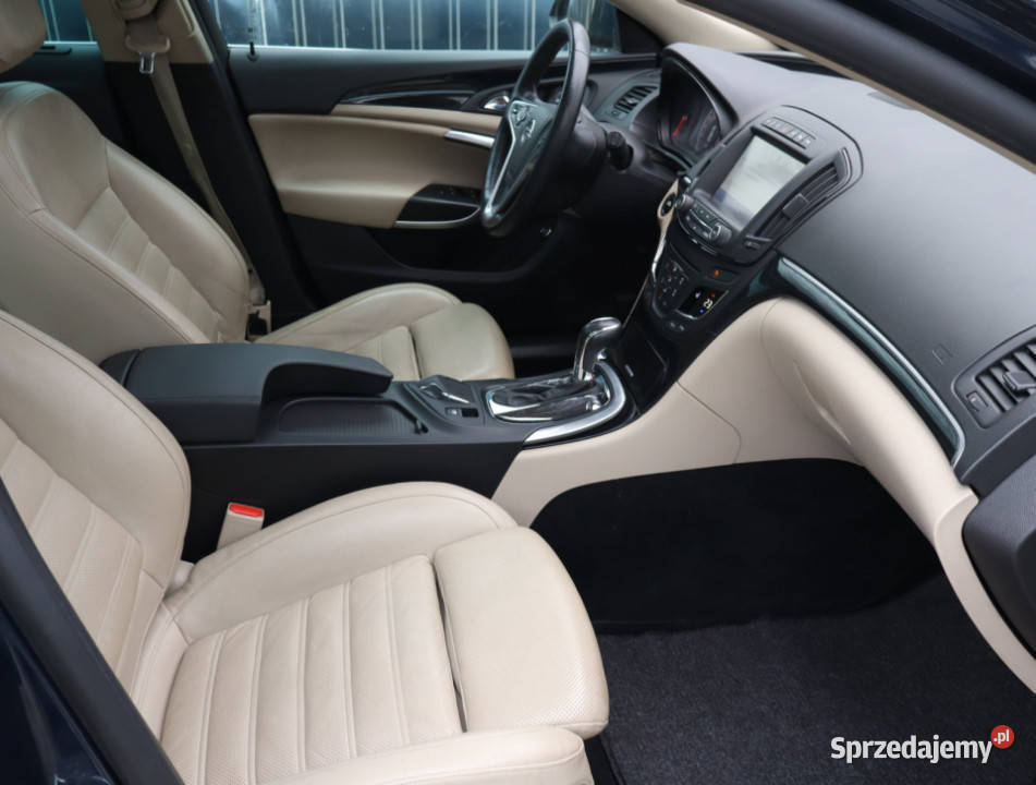 Opel Insignia 20 CDTI niebieski Piaseczno