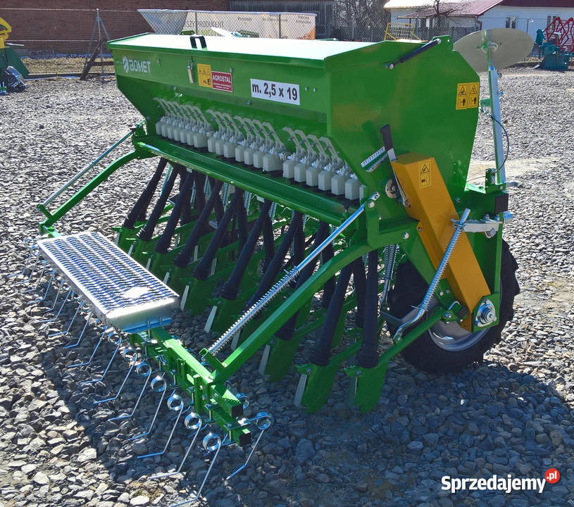 Siewnik zbożowy 25m AGROMASZ BOMETredlice sprzedam