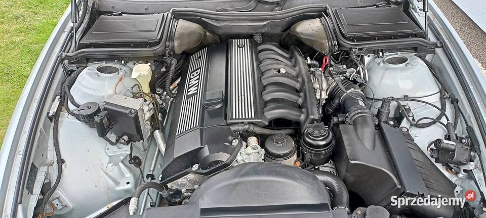 BMW E39 20 pb zadbany niski przebieg 150 000 Radomsko