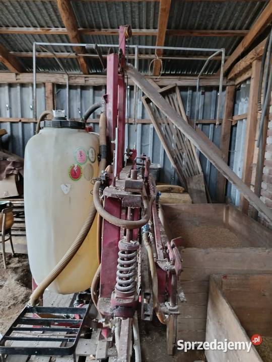 Opryskiwacz zawieszany Pilmet 400