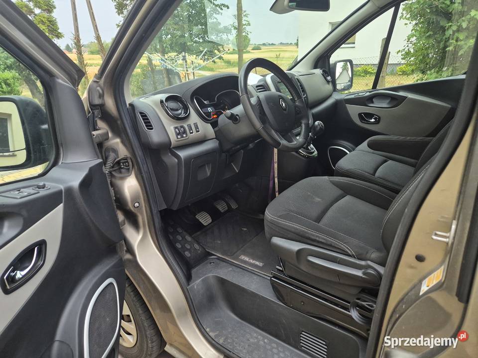 Renault Trafic 16 145 9 osobowy 1600cm3 Kock