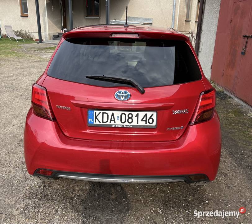 Toyota Yaris 2016r Hybryd 100 DynamicSmart Dąbrowa Tarnowska