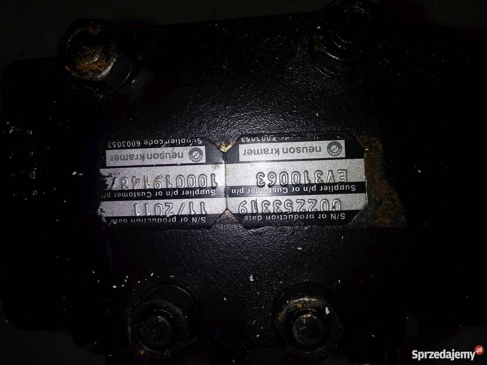 Rozdzielacz Neuson Kramer 002253319 10 Sekcji Kielce