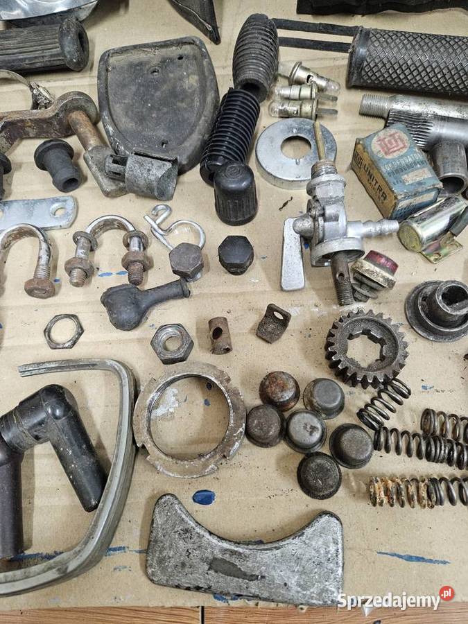 Etui korek Guma tryb Miseczki stacyjka cybanty Kłodawa