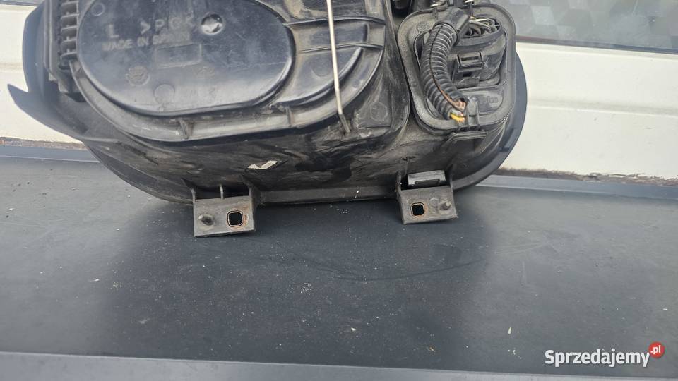 Lampa lewy przód do volkswagena golfa IV Sosnowiec