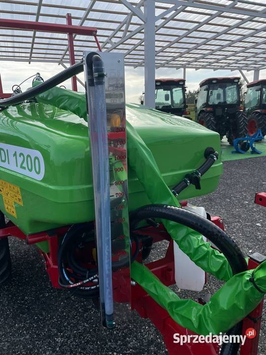 Opryskiwacz polowy Brandi 1200L 121518m Nowy RSM