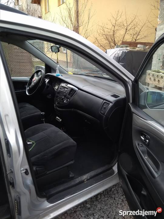 MAZDA MPV 20 DIESEL 136 7 OSOBOWY 2004 R ogrzewanie postojowe sprzedam