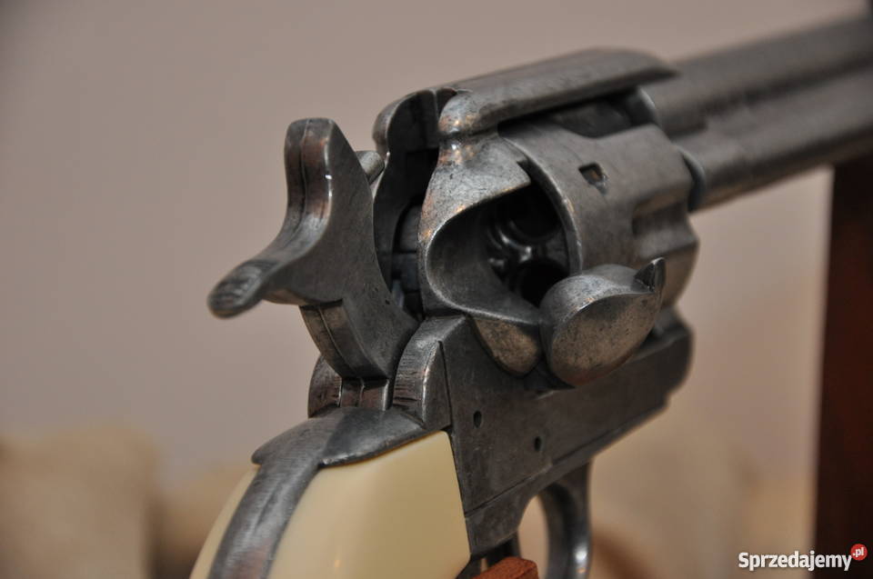 Replika broni rewolwer Colt Peacemaker 1873r wielkopolskie Środa Wielkopolska sprzedam