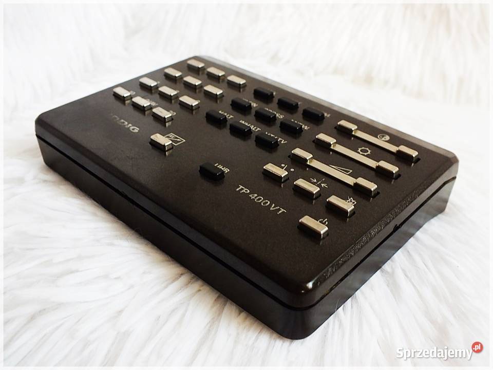 Pilot kwadratowy GRUNDIG TP 400VT na podczerwień Żary
