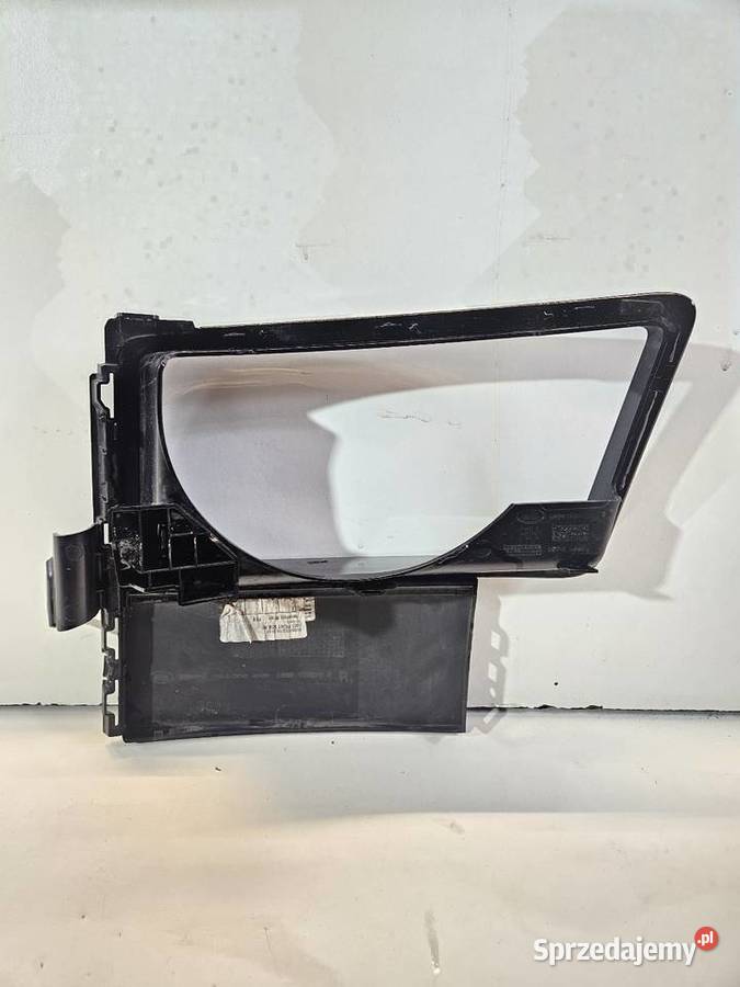 LAND ROVER DEFENDER II RAMKA OSŁONA LAMPY PRAWY sprzedam