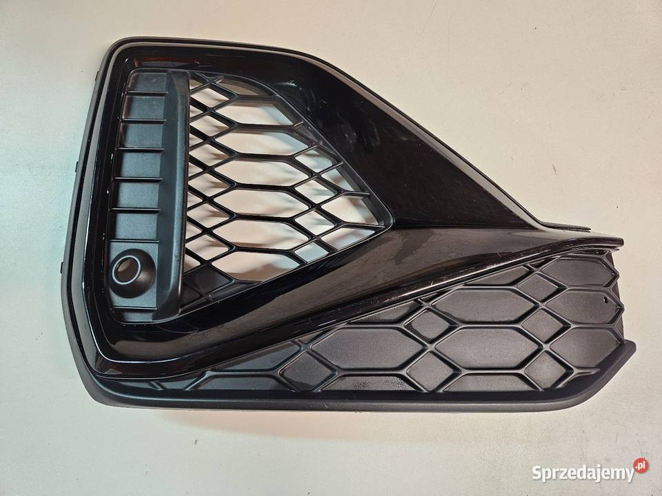 AUDI SQ2 Q2 LIFT SLINE KRATKA PRAWA ZDERZAKA osobowe Atrapy Międzychód