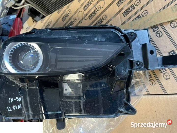 Mazda Cx30 reflektor 12 pin prawy lampy przednie