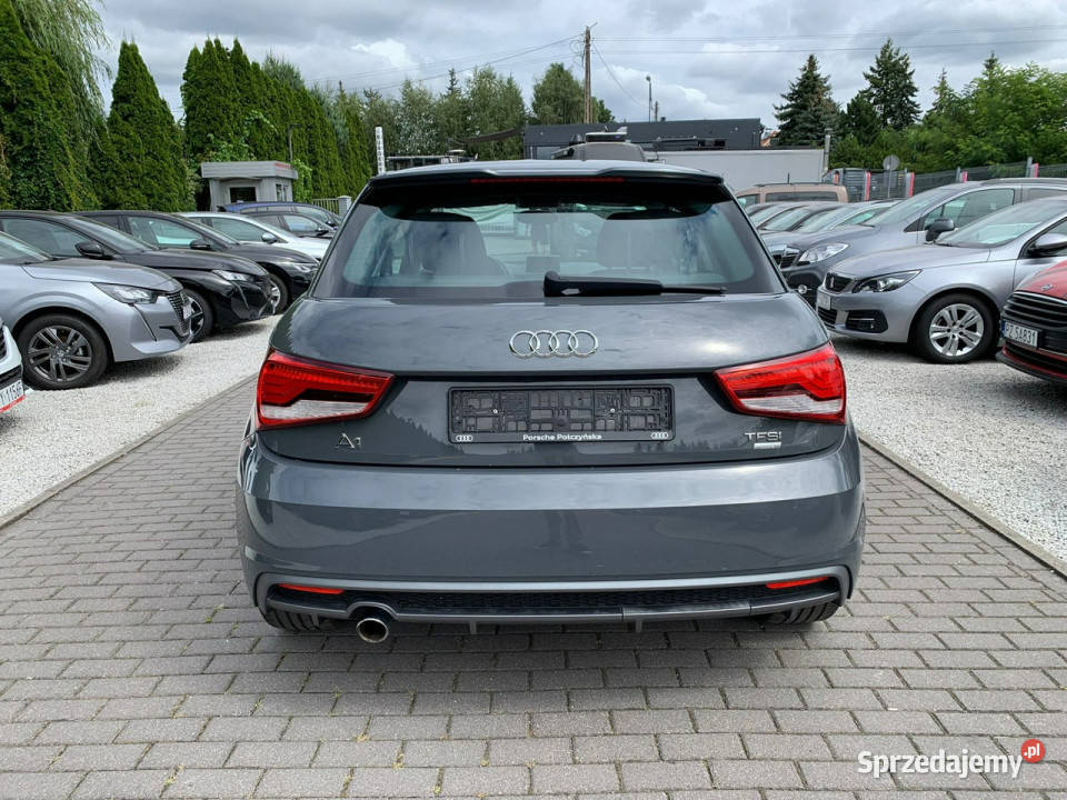 Audi A1 10 TFSI 95 SLine Klima PDC 8X 2010 elektryczne lusterka Baranowo