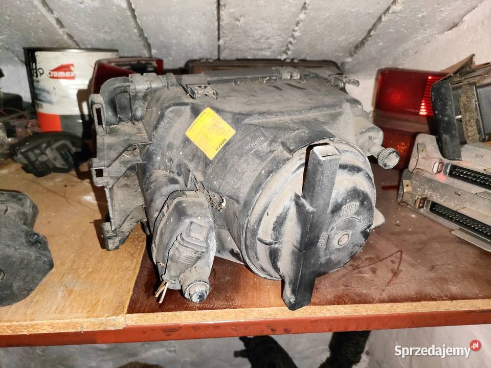 Lampy reflektory przednie Audi 100 c3 Bosch Środa Wielkopolska sprzedam