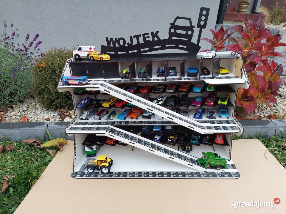 Piętrowy Garaż 80 półka imienna na autka resoraki samochodziki Hot wheels